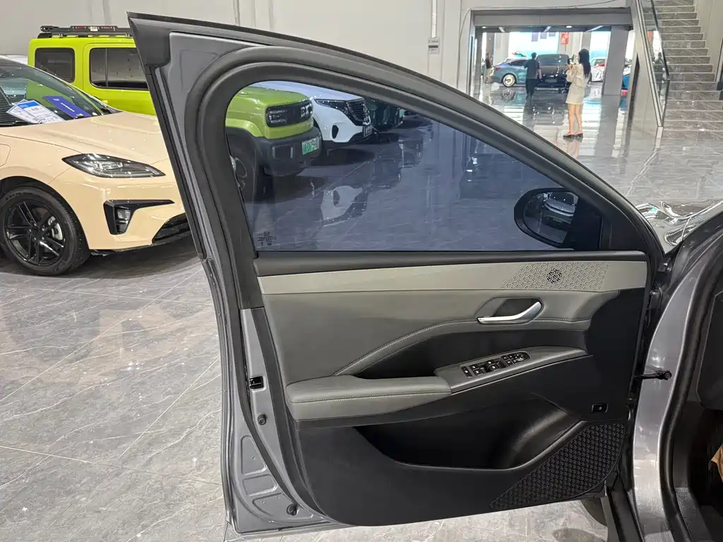 BYD Qin PLUS — фото 20