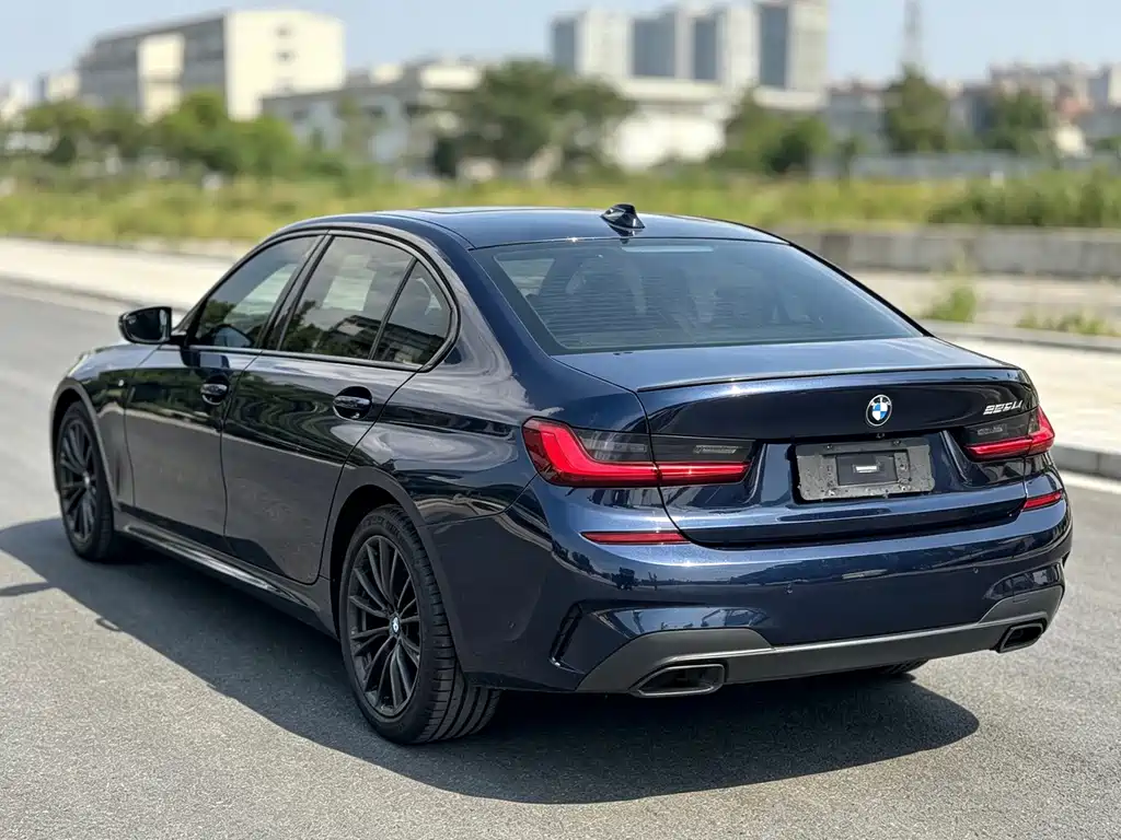 BMW 3 Series — фото 12