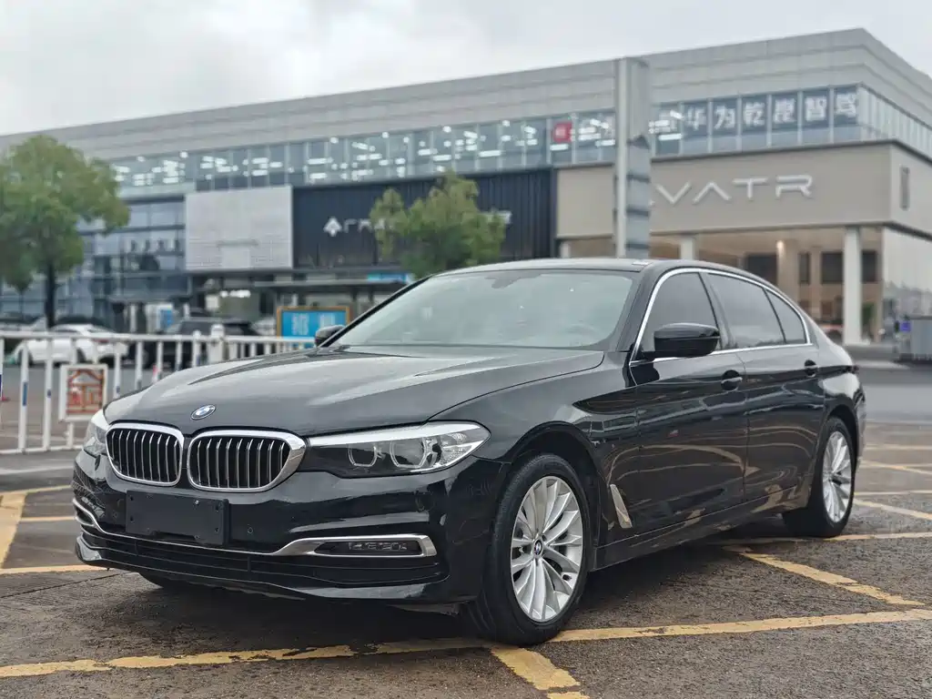 BMW 5 Series — фото 2