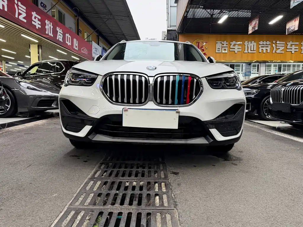 BMW X1 — фото 2