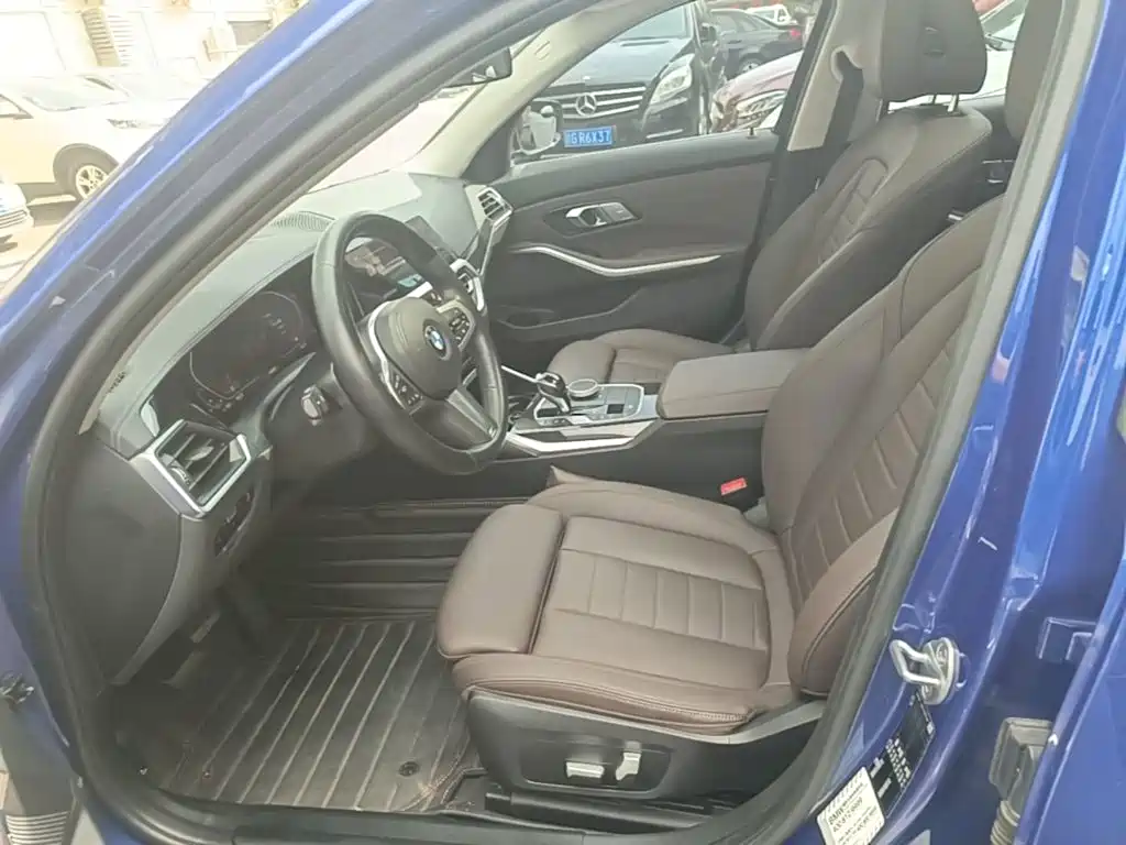 BMW 3 Series — фото 14