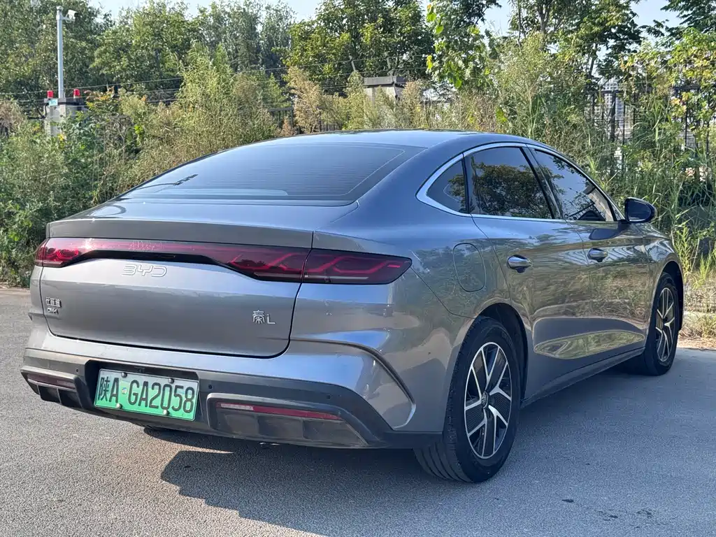 BYD Qin L — фото 18