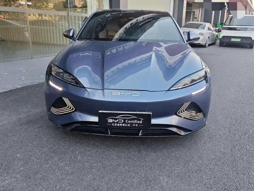 BYD Seal — фото 2