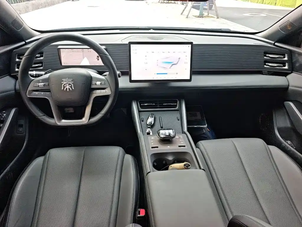 BYD Qin L — фото 10