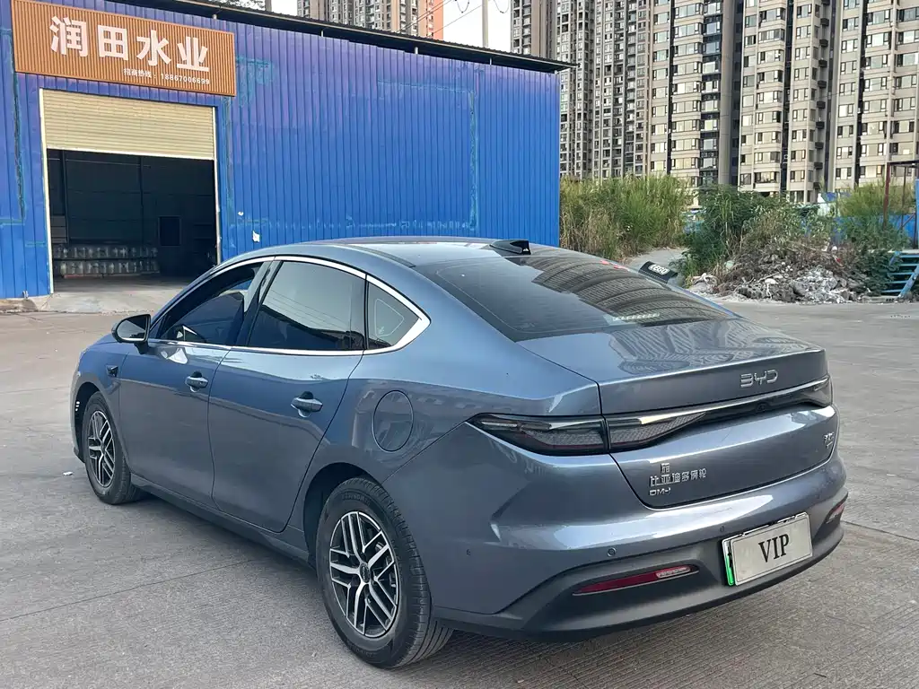 BYD Seal 05 DM-i — фото 6