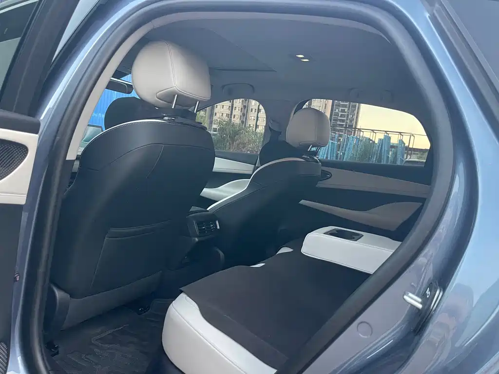 BYD Seal 05 DM-i — фото 7