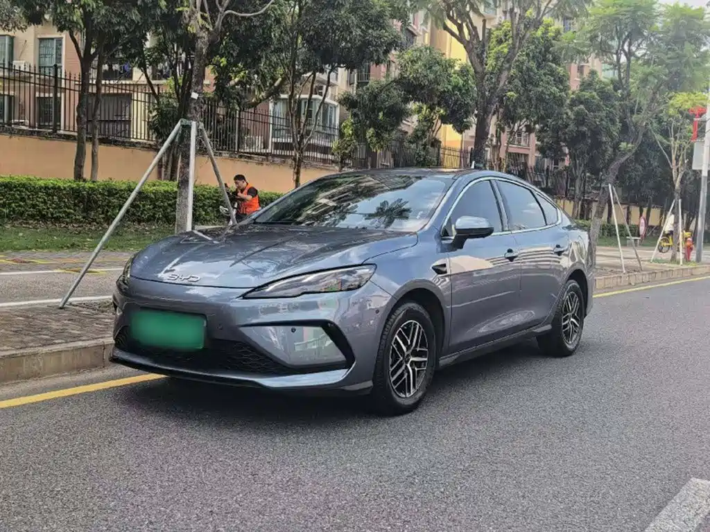 BYD Seal 05 DM-i — фото 2