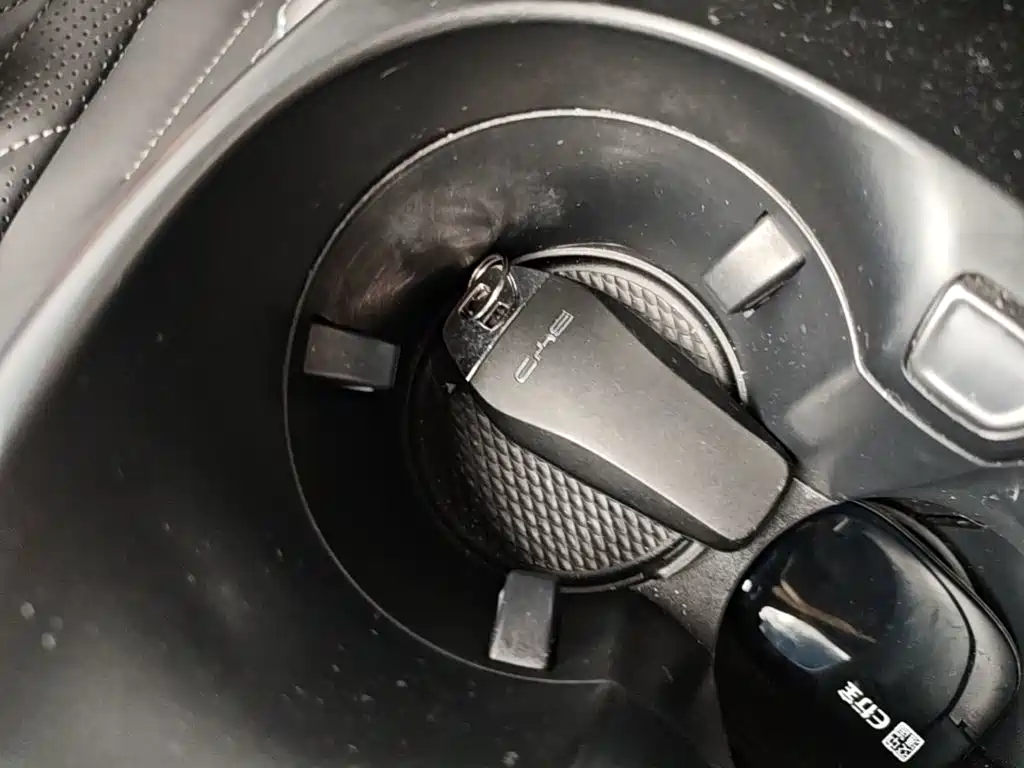 BYD Seal — фото 8
