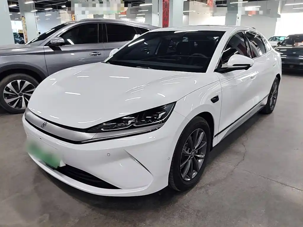 BYD Qin L — фото 2