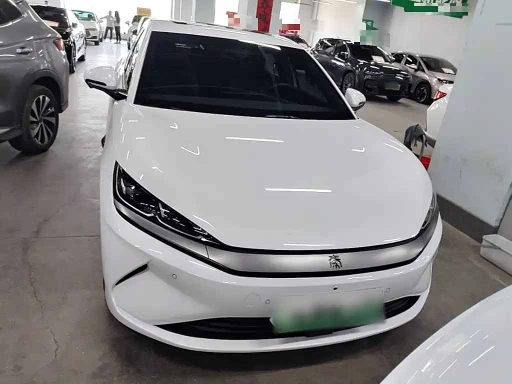 BYD Qin L — фото 3