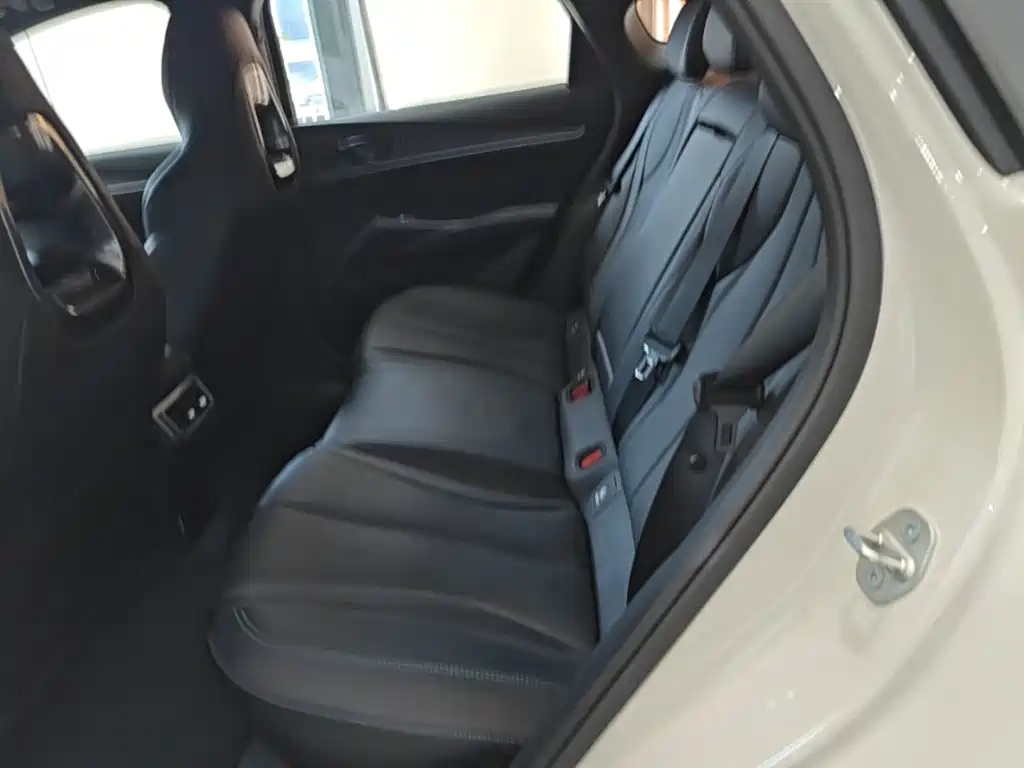BYD Seal 06 — фото 17