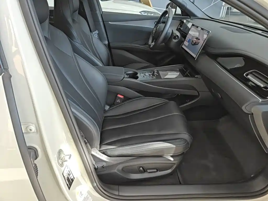 BYD Seal 06 — фото 25