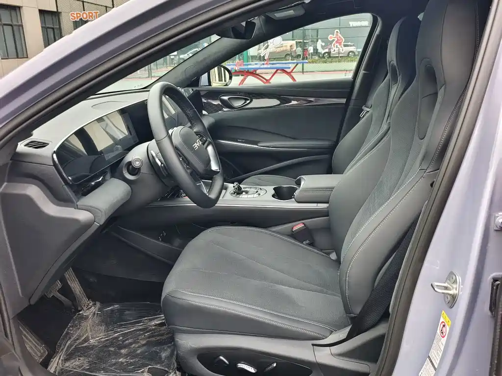 BYD Seal — фото 4