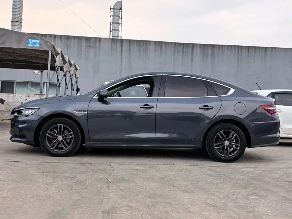 BYD Qin Pro — фото 4