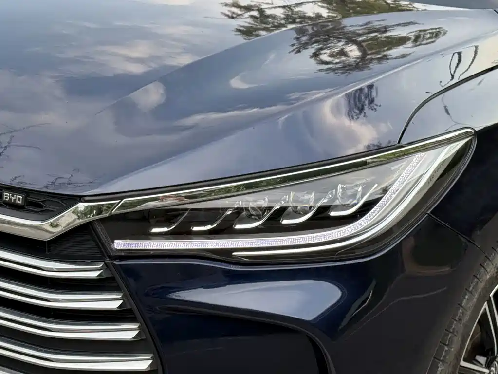 BYD MAX New Energy — фото 4