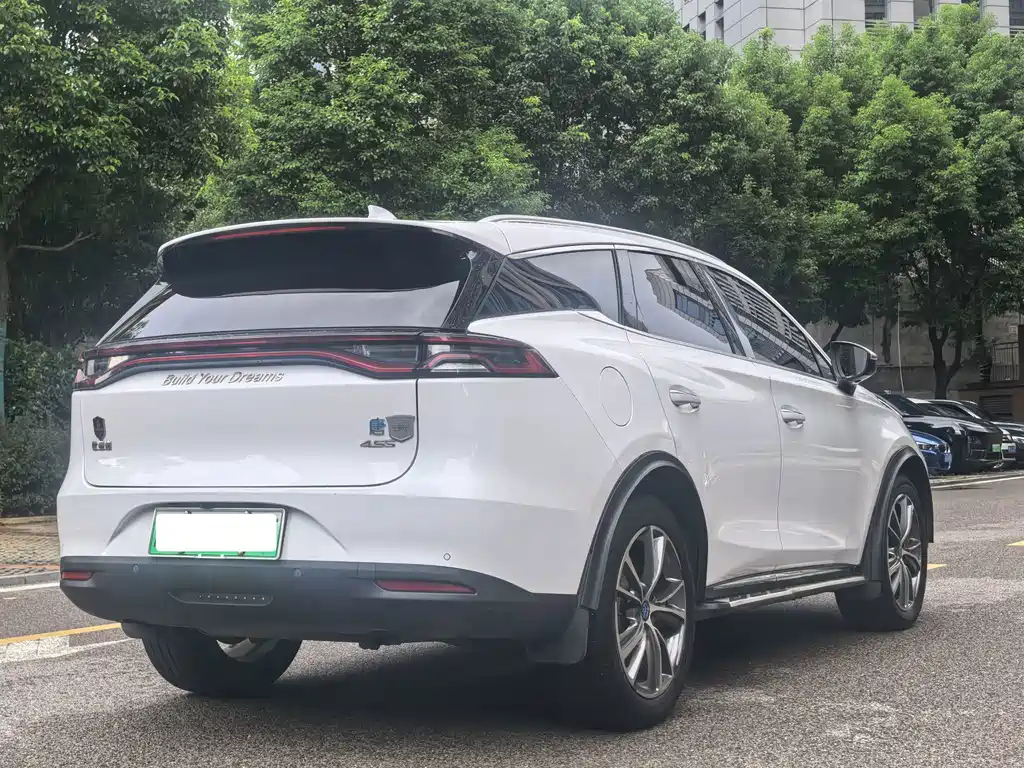 BYD Tang New Energy — фото 3