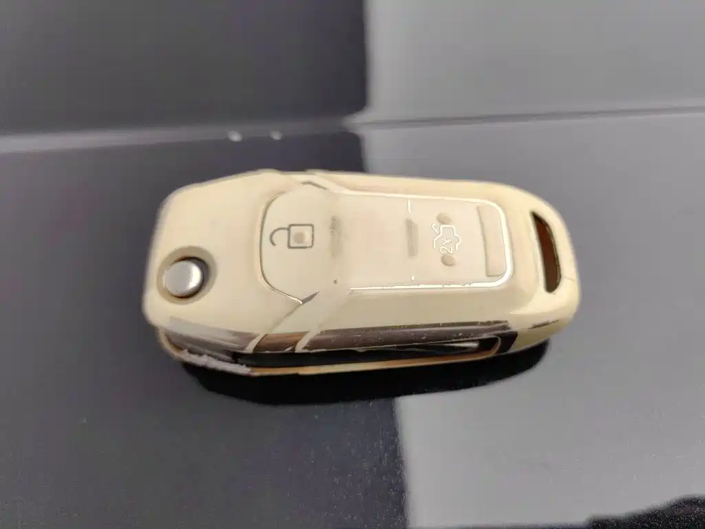 Ford Everest — фото 19