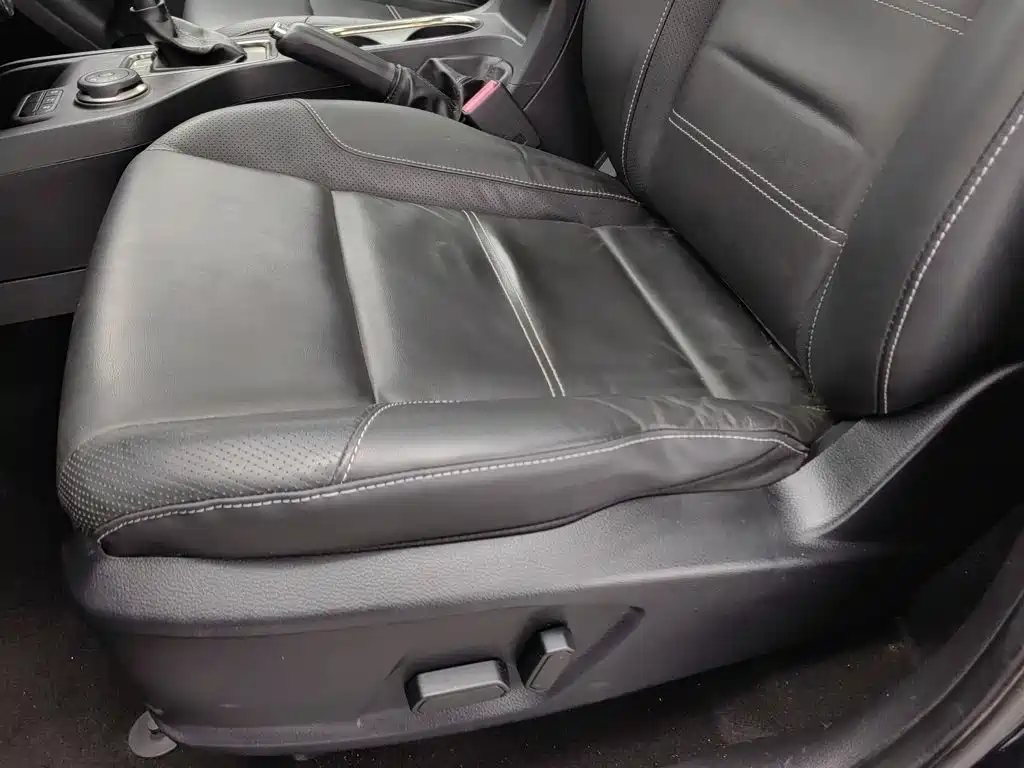 Ford Everest — фото 20
