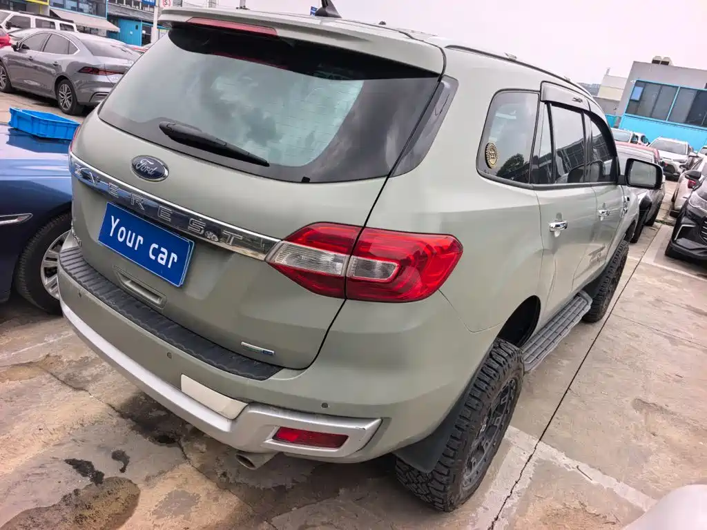 Ford Everest — фото 6