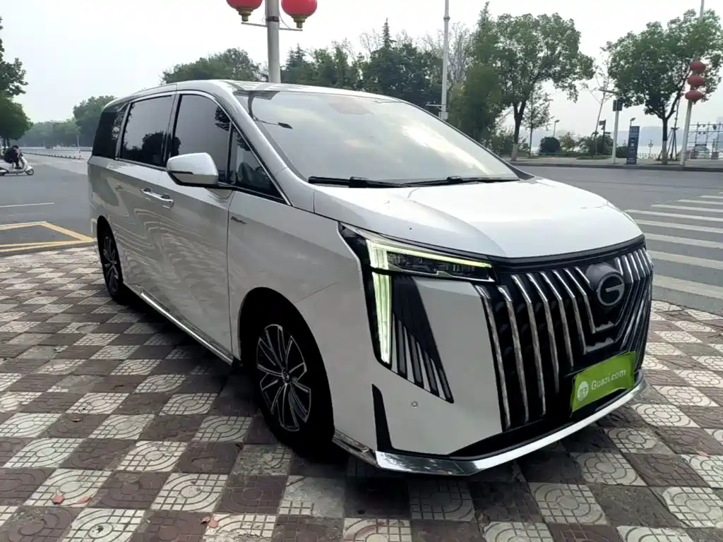 GAC Motor Trumpchi M8 — фото 3
