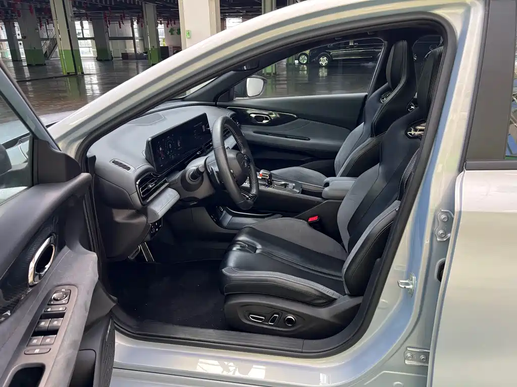 GAC Motor Shadow Leopard — фото 4