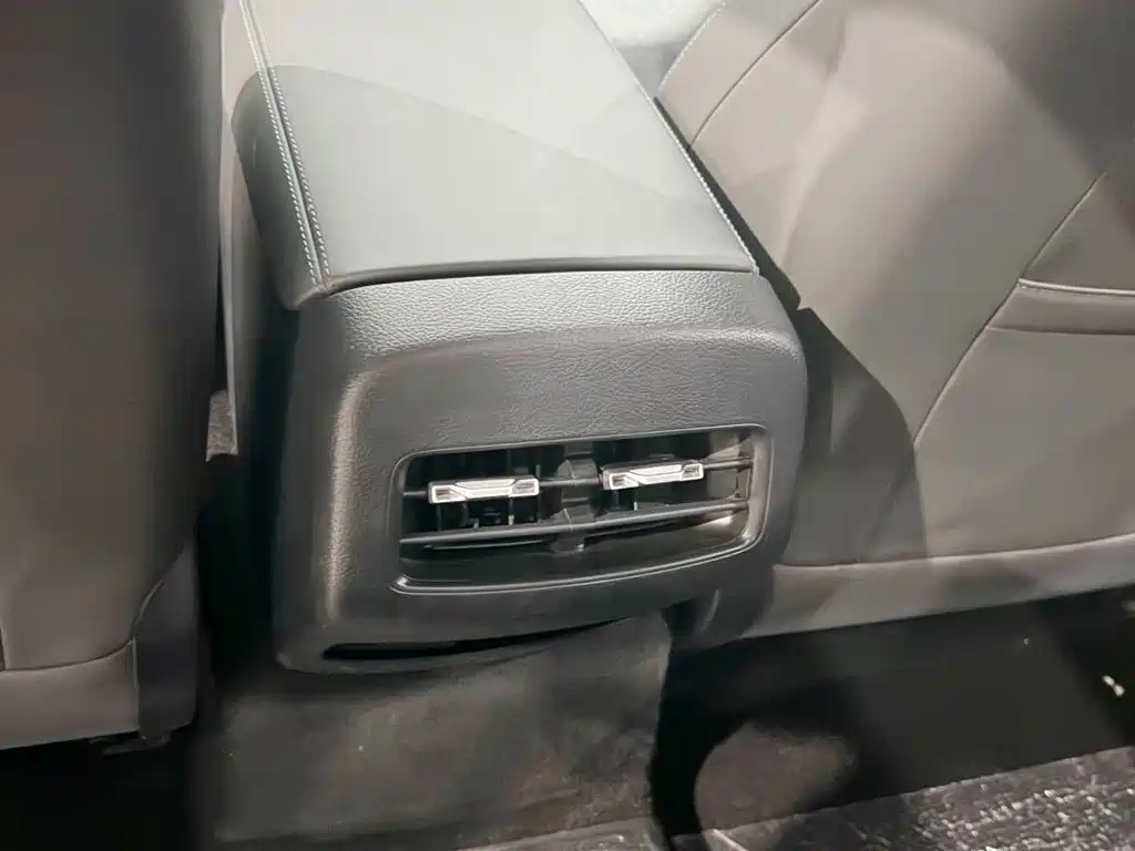 BYD Qin PLUS — фото 10