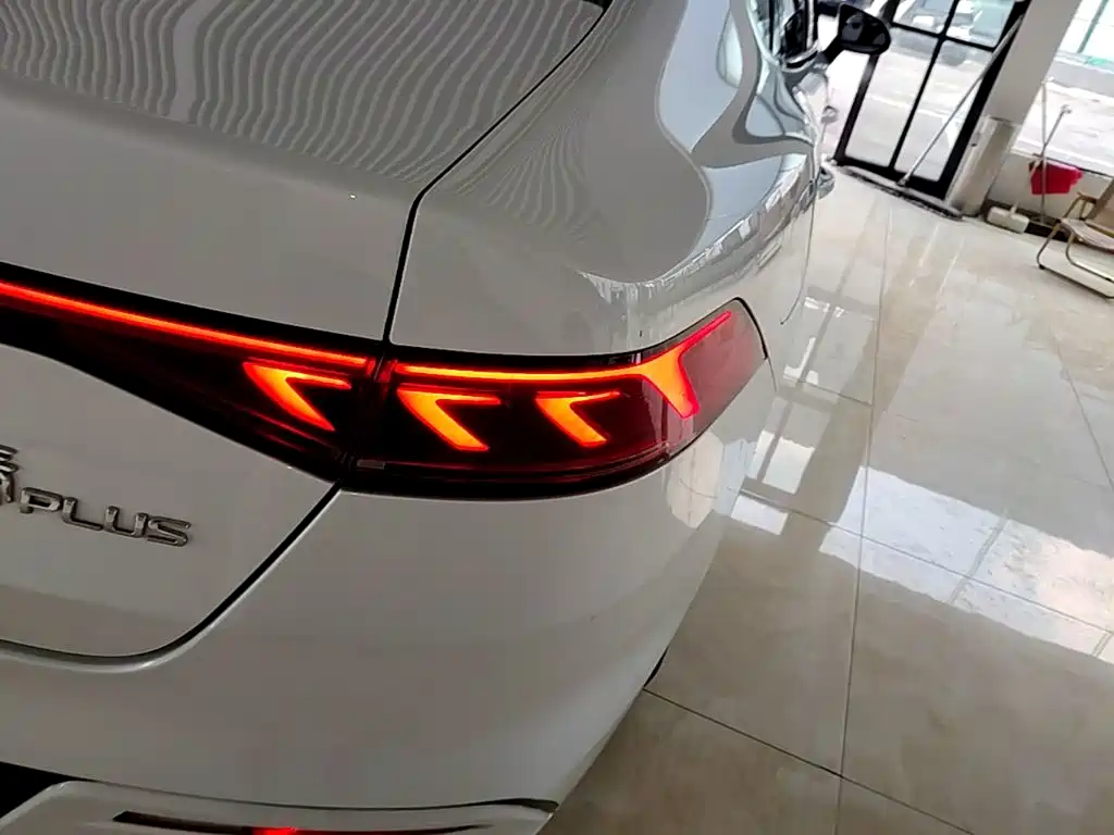 BYD Qin PLUS — фото 8