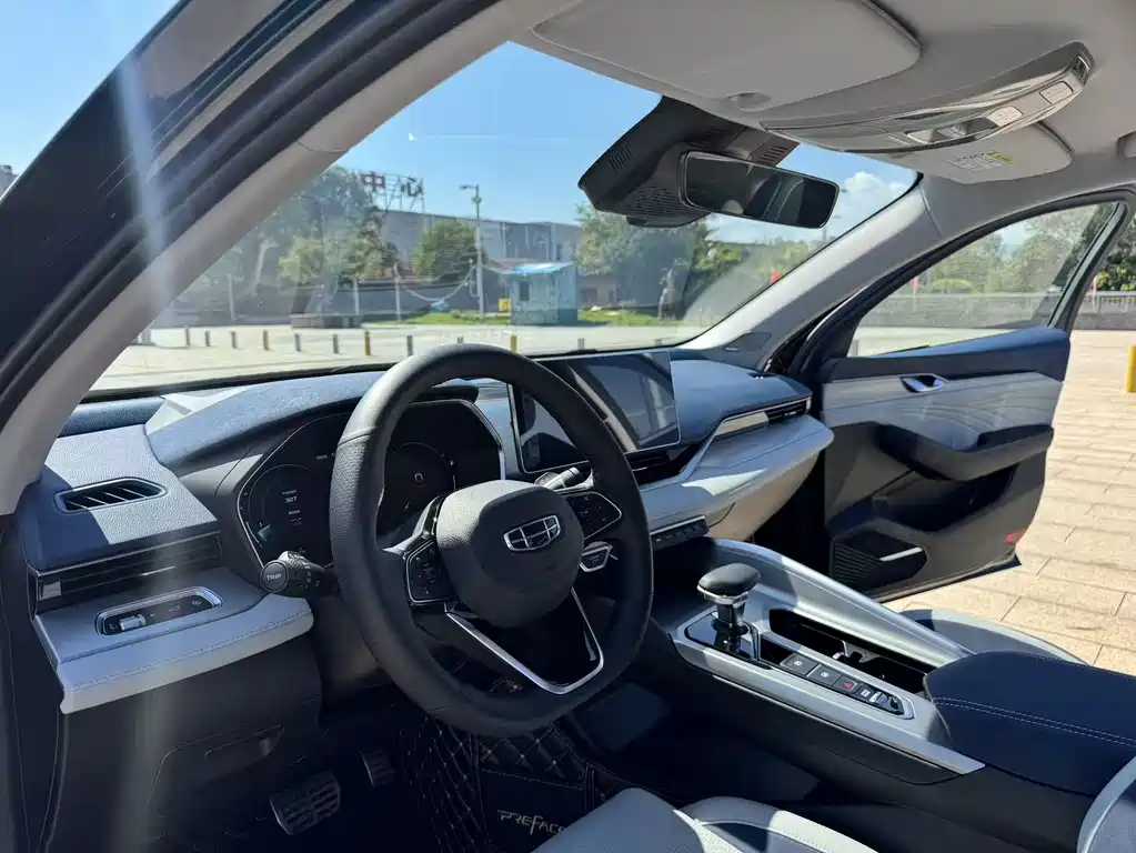 Geely Preface — фото 11