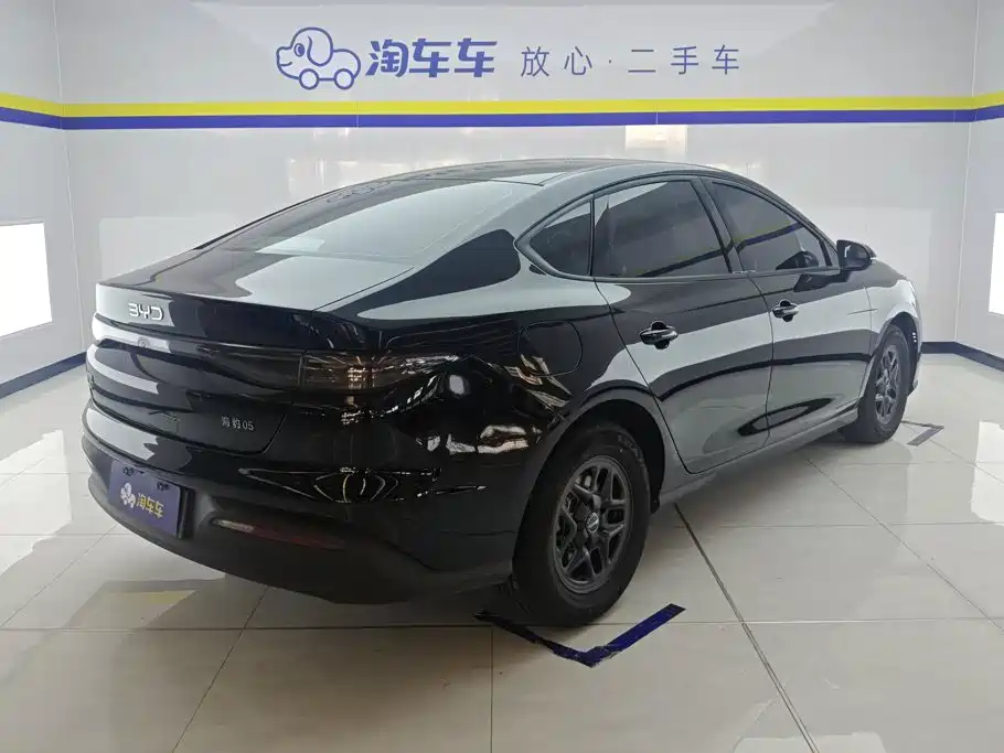 BYD Seal 05 DM-i — фото 3