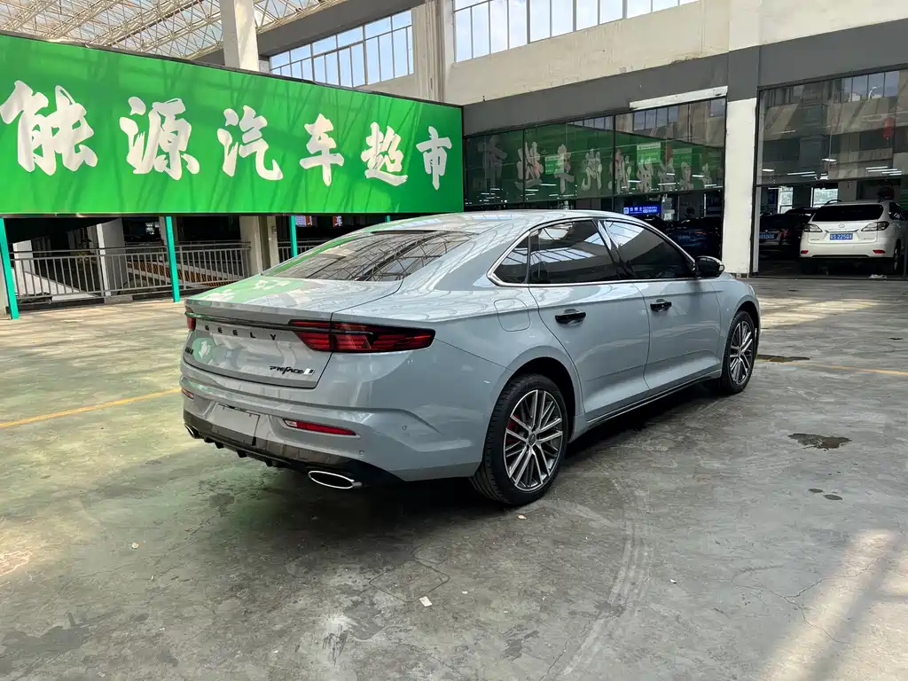 Geely Preface — фото 10