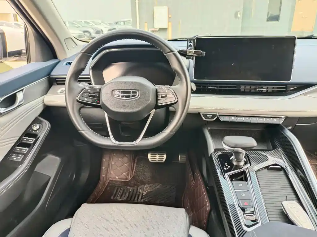 Geely Preface — фото 4