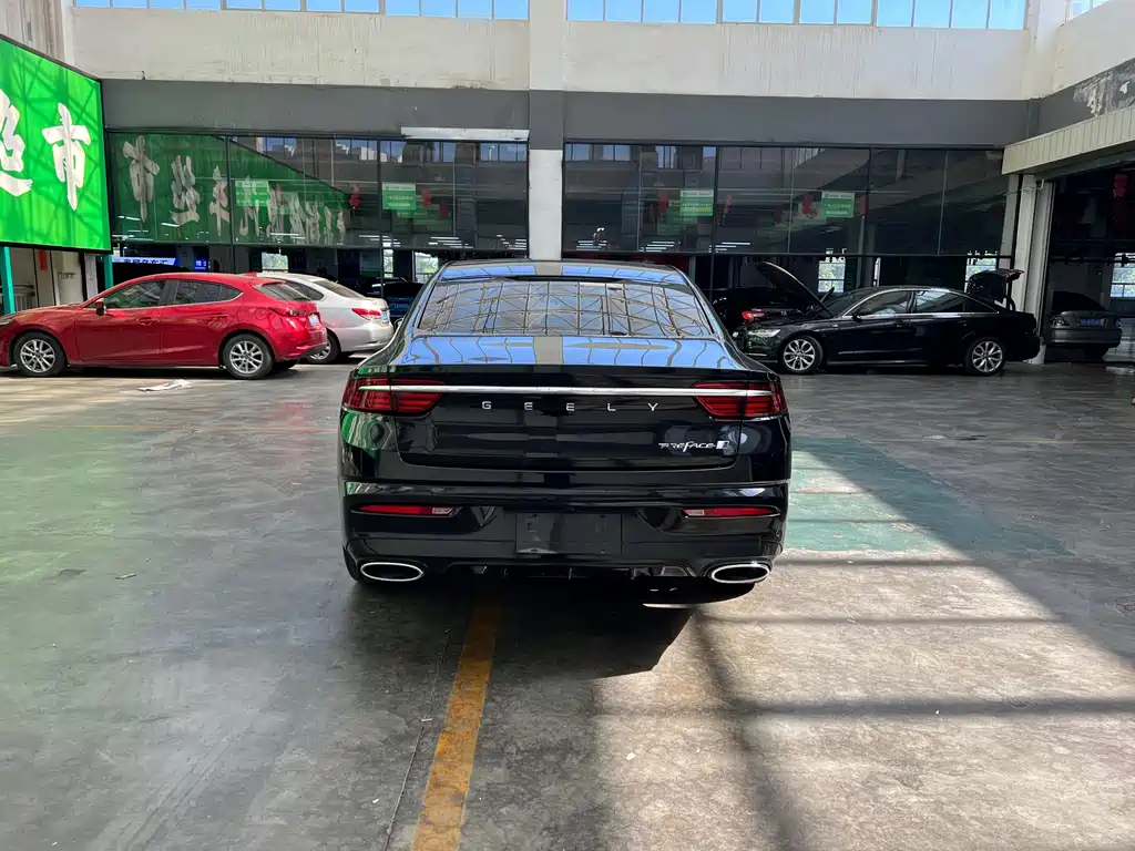 Geely Preface — фото 10