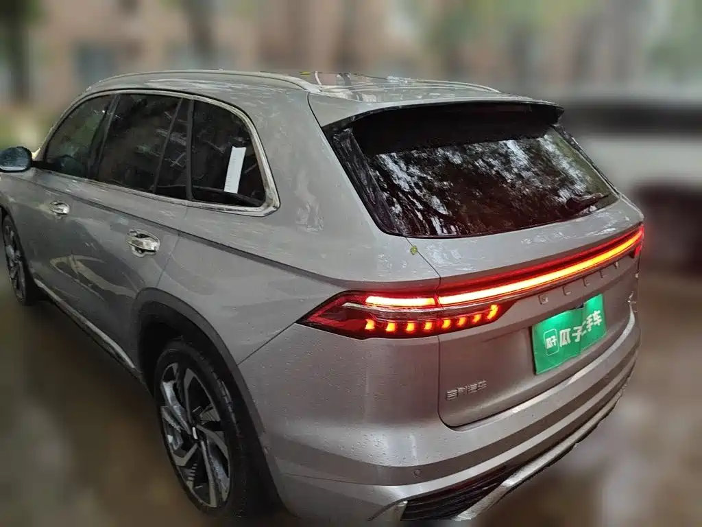 Geely Monjaro — фото 23