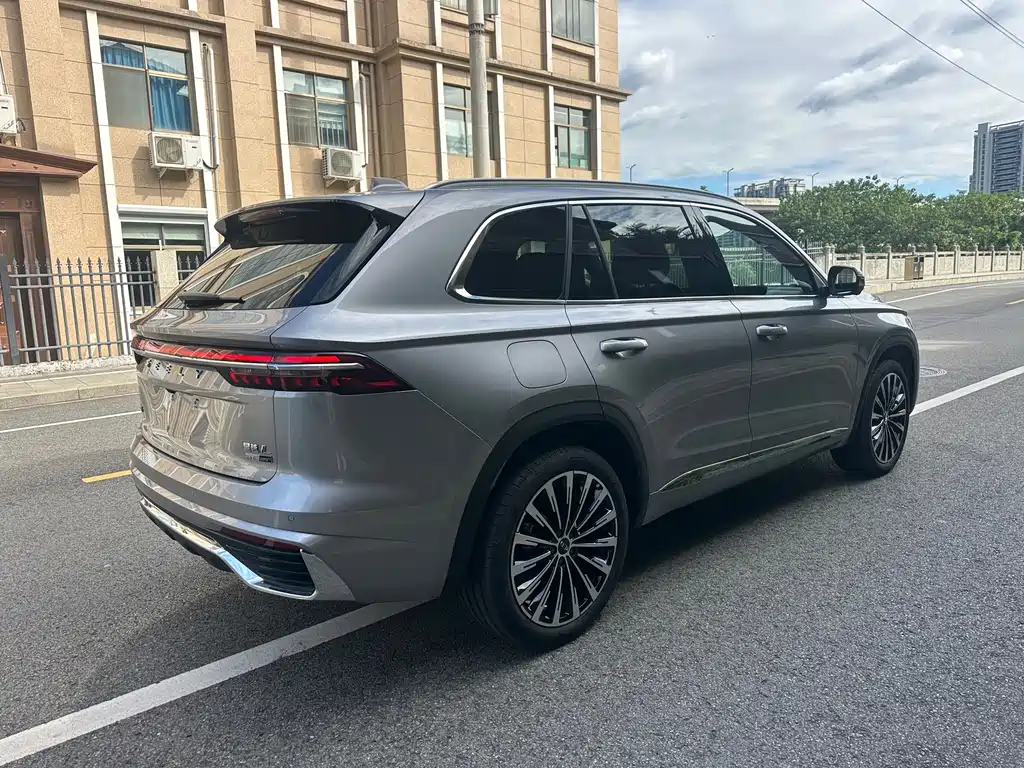 Geely Xingyue L — фото 17