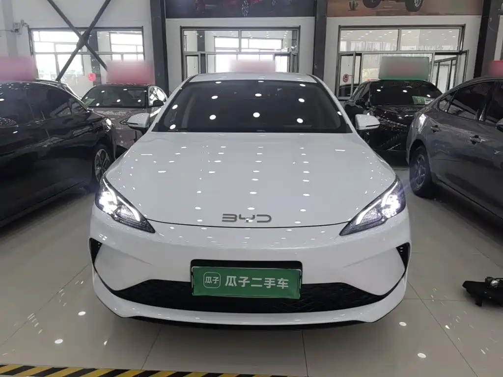 BYD Seal 05 DM-i — фото 3
