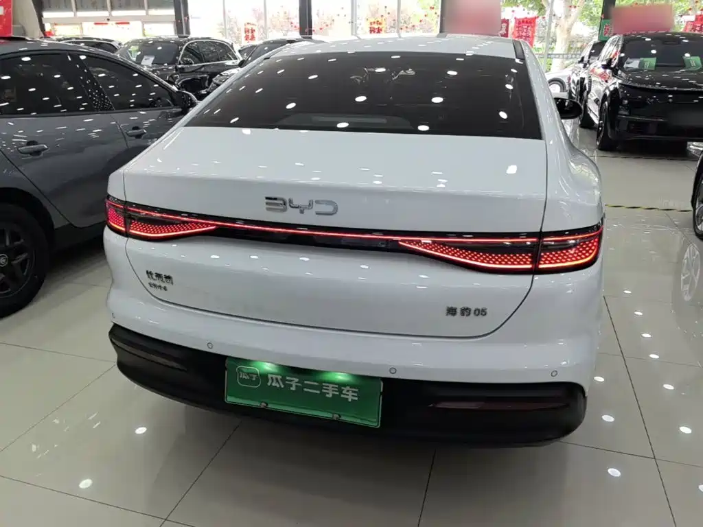 BYD Seal 05 DM-i — фото 6
