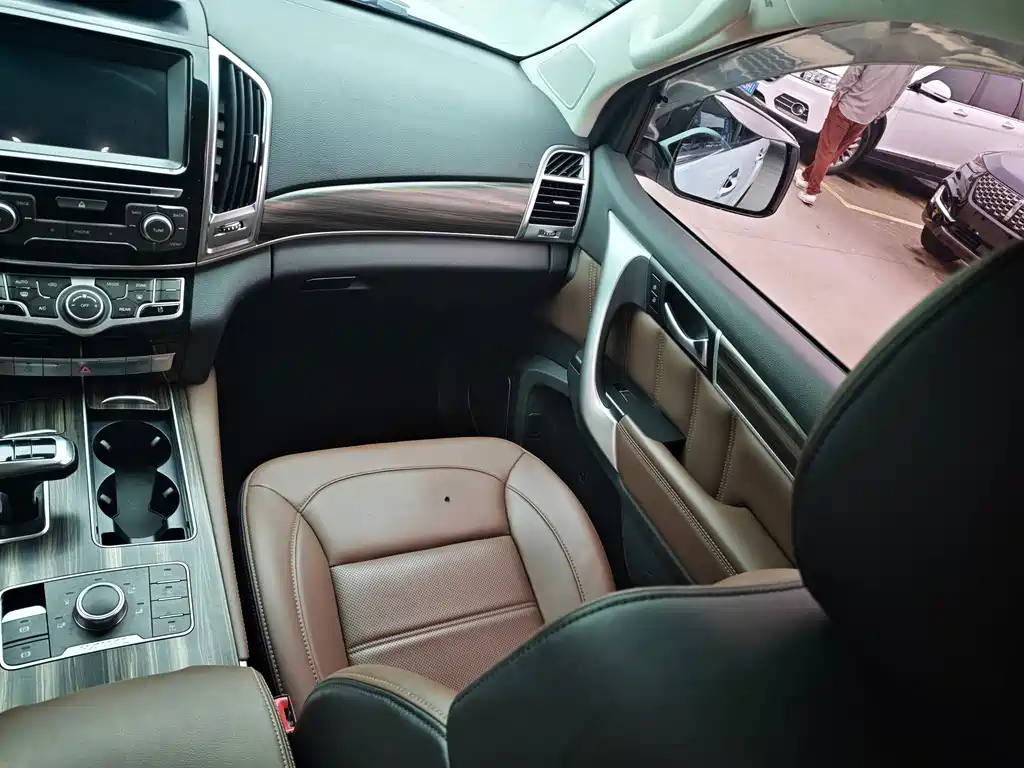 Haval H9 — фото 10