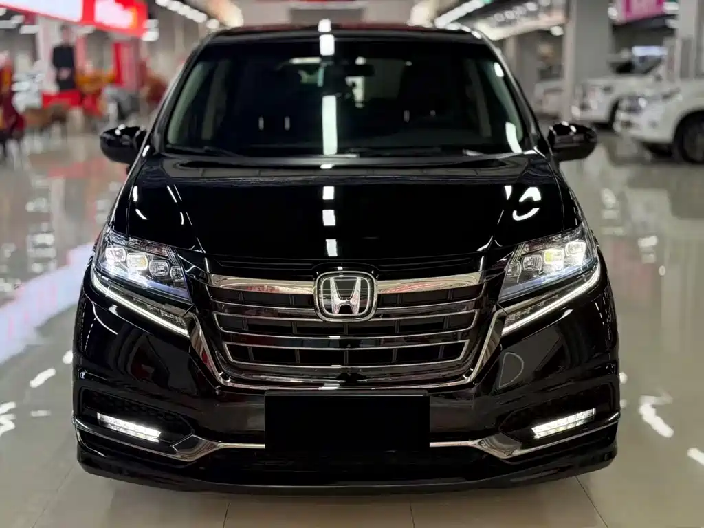 Honda Elysion — фото 2