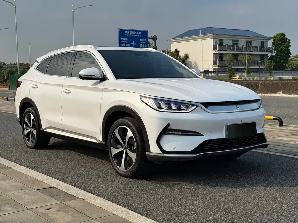 BYD PLUS New Energy — фото 3