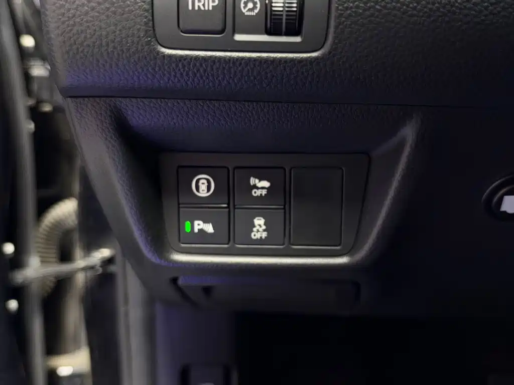 Honda Accord — фото 9