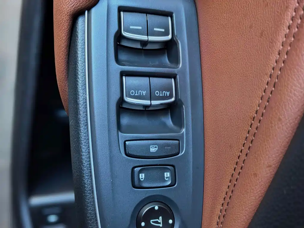 Honda Inspire — фото 8