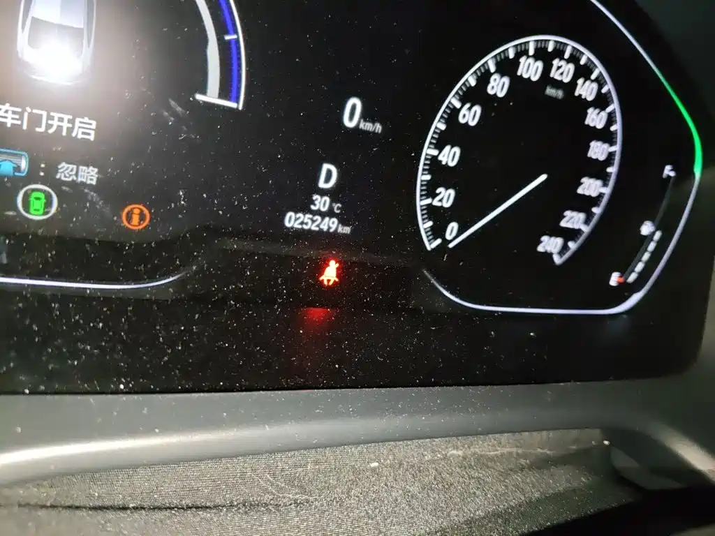 Honda Accord — фото 13