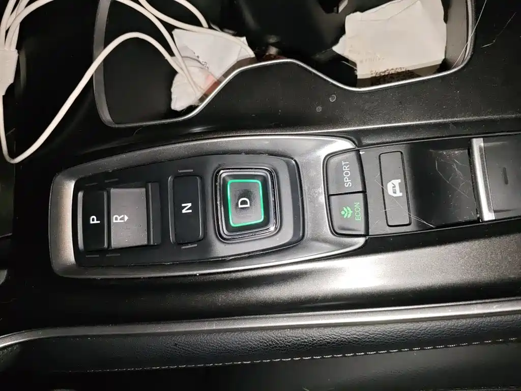 Honda Accord — фото 15