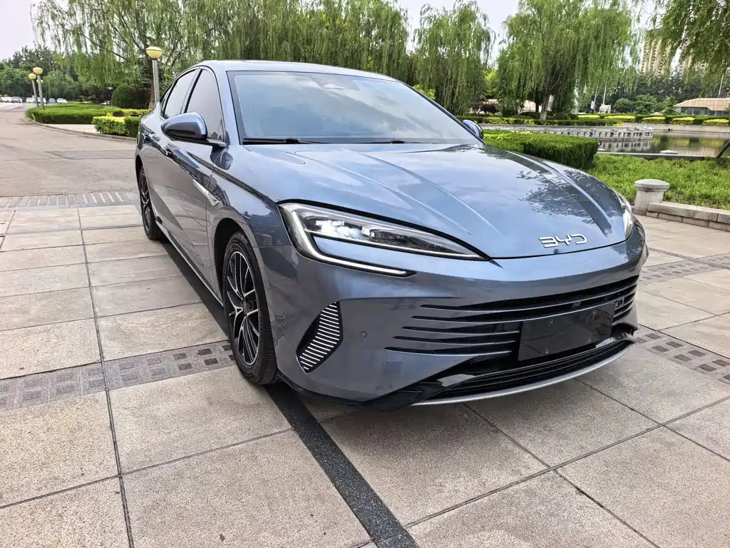 BYD Seal — фото 2