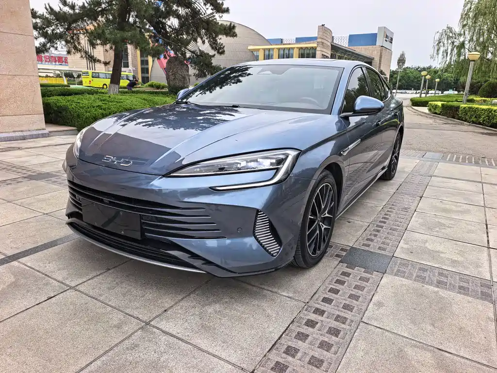BYD Seal — фото 3