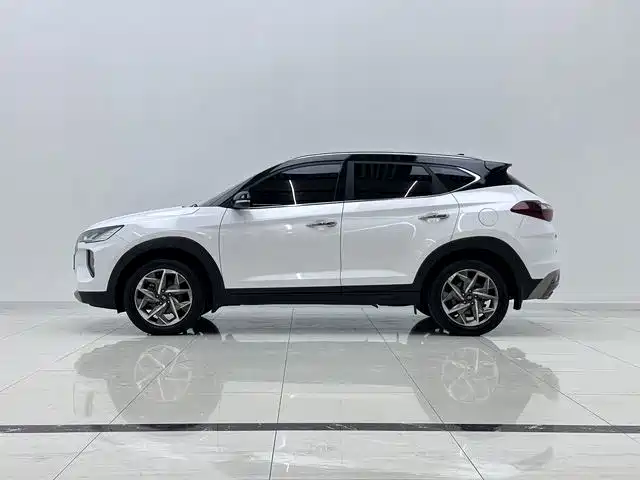 Hyundai Tucson — фото 6