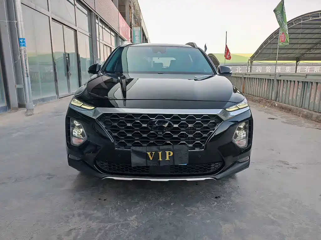 Hyundai Santa Fe — фото 2