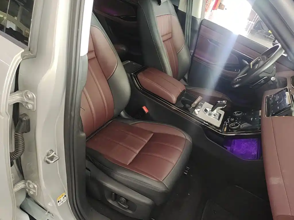 Land Rover Evoque — фото 24