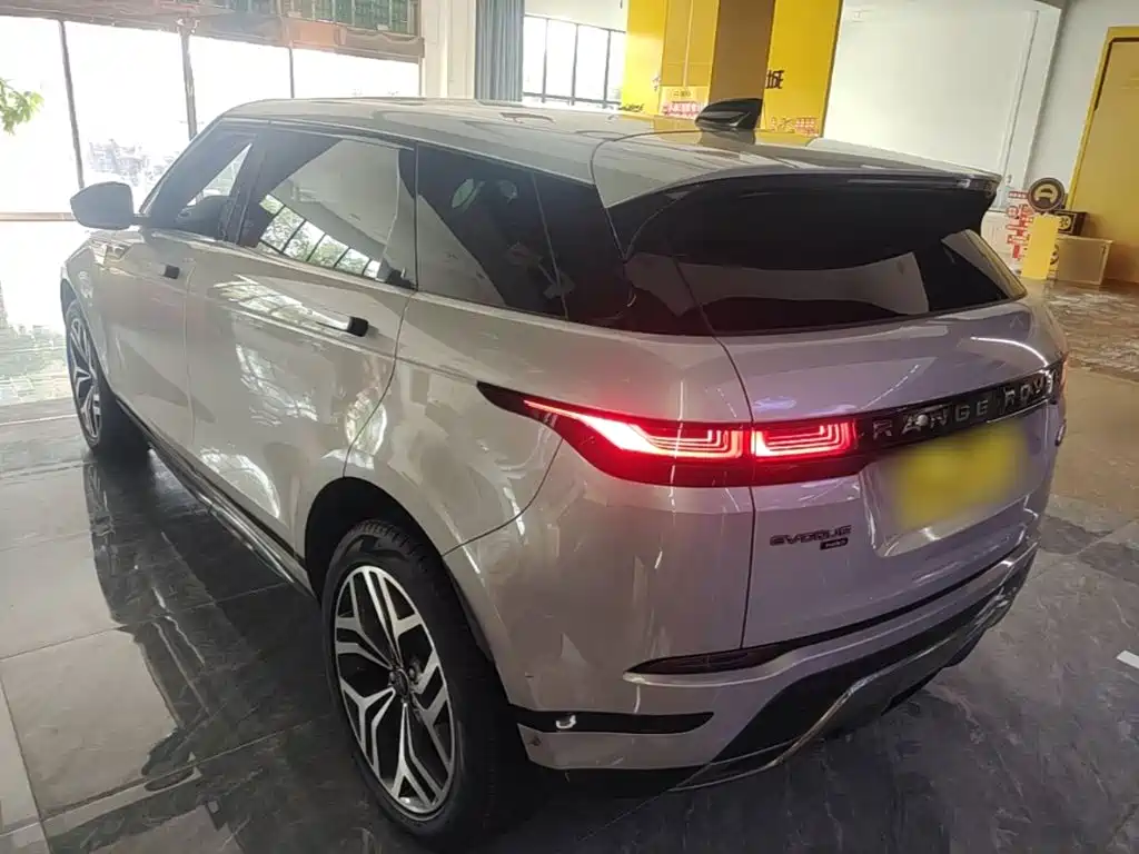 Land Rover Evoque — фото 4