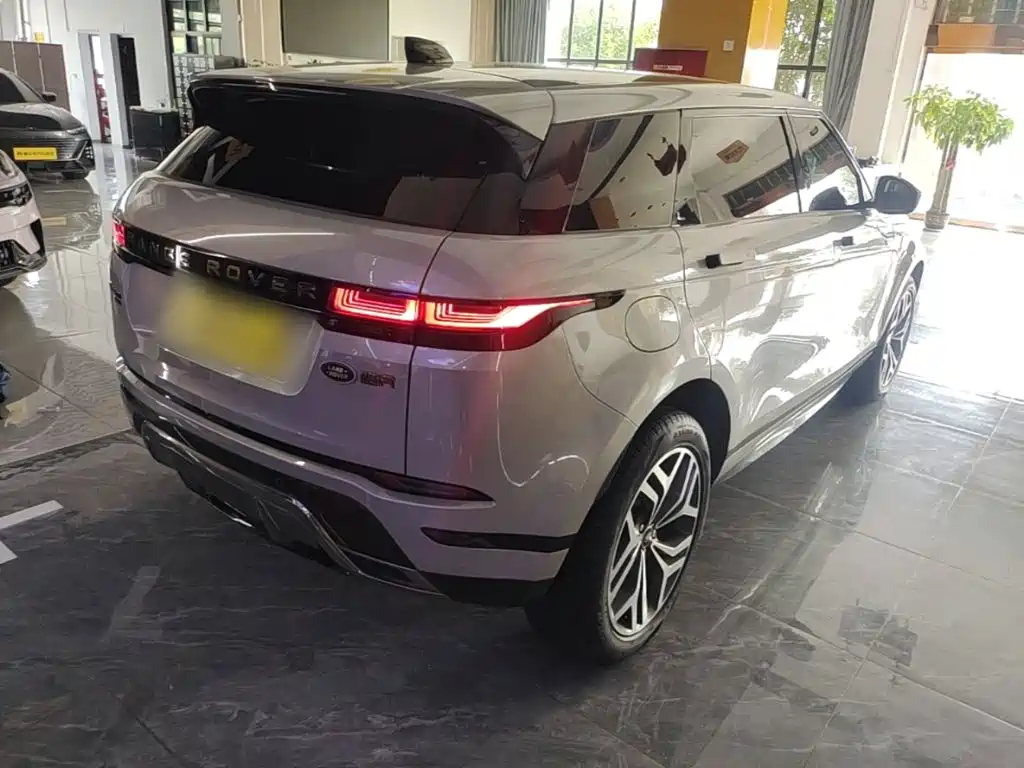 Land Rover Evoque — фото 6